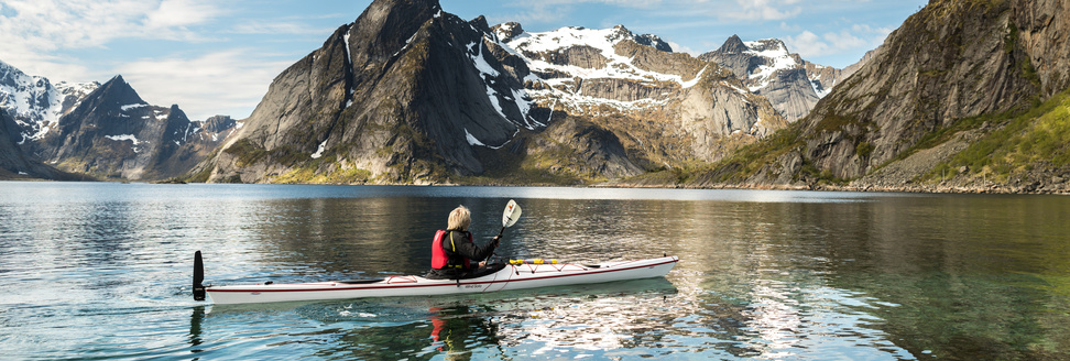 Kayaking in Reinefjorden